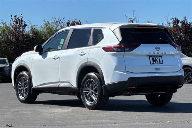 New 2026 Nissan Rogue SV image 6