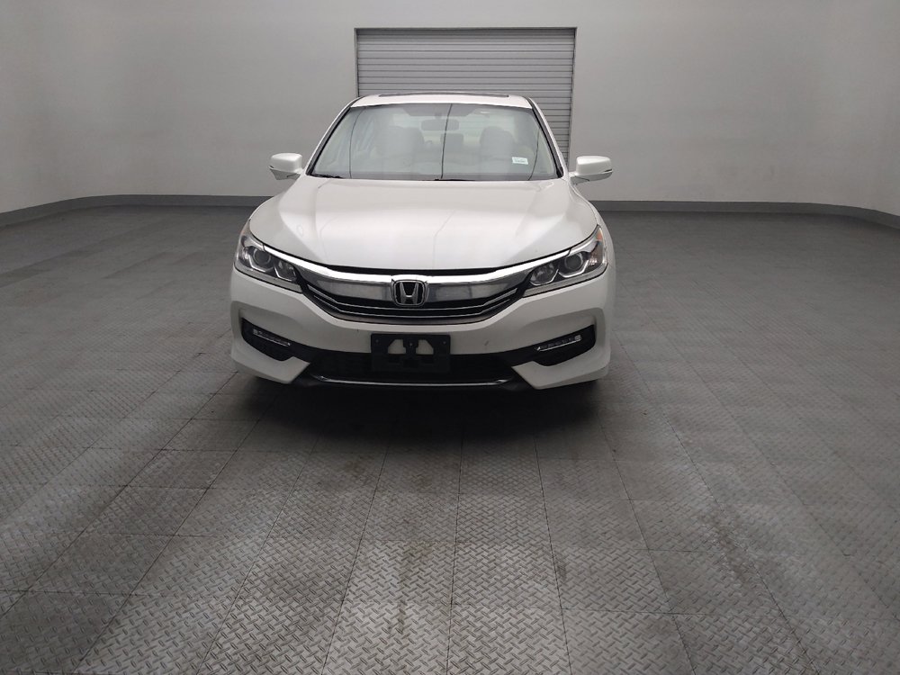 Used 2017 Honda Accord EX image 15