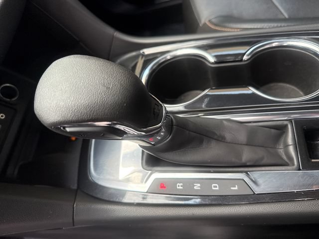 Used 2022 Chevrolet Equinox Premier w/ LPO, Cargo Package FWD image 18