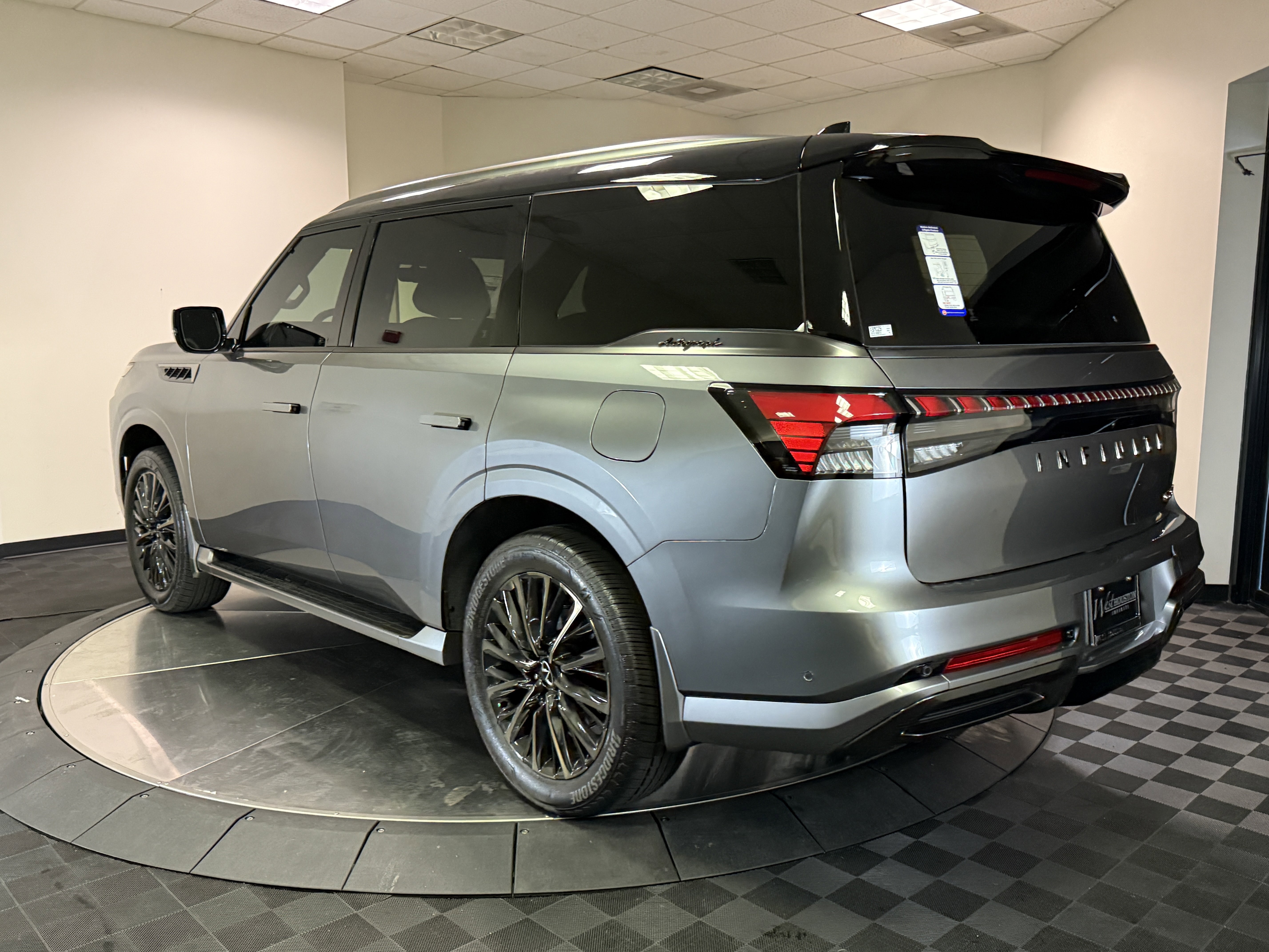 New 2026 INFINITI QX80 Autograph image 5