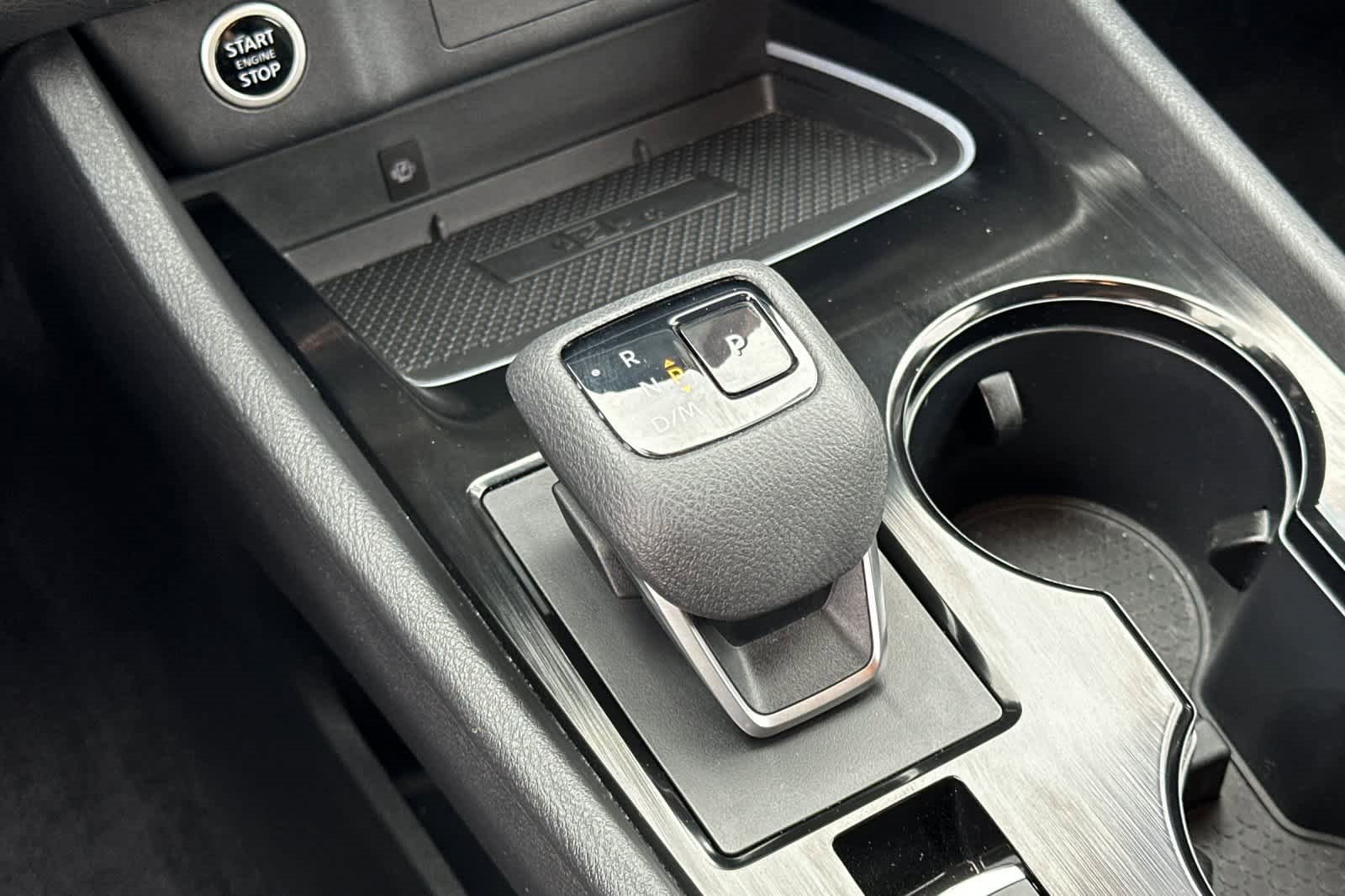 Used 2023 Nissan Rogue SV image 22