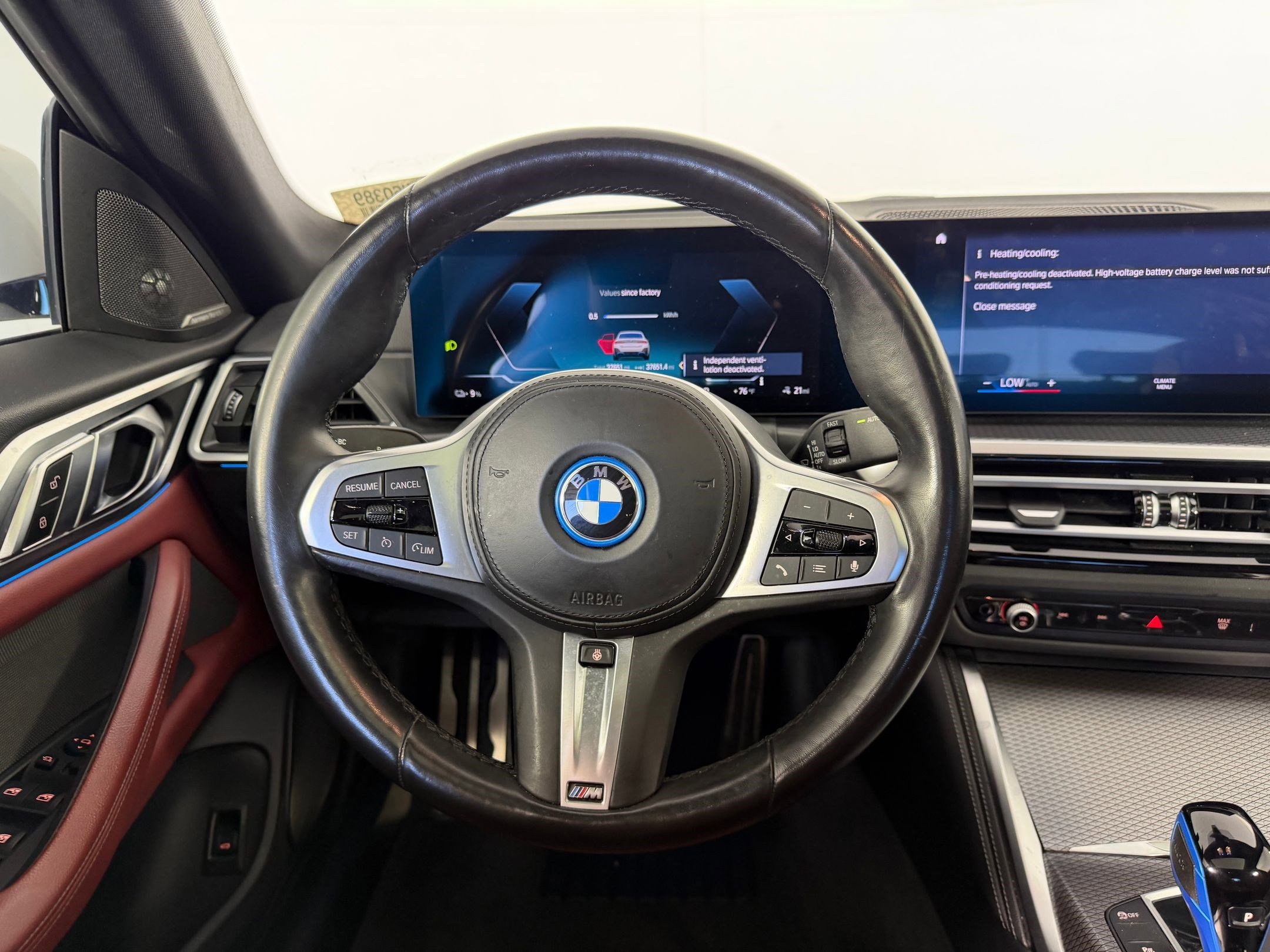 Used 2023 BMW i4 eDrive40 w/ M Sport Package image 15