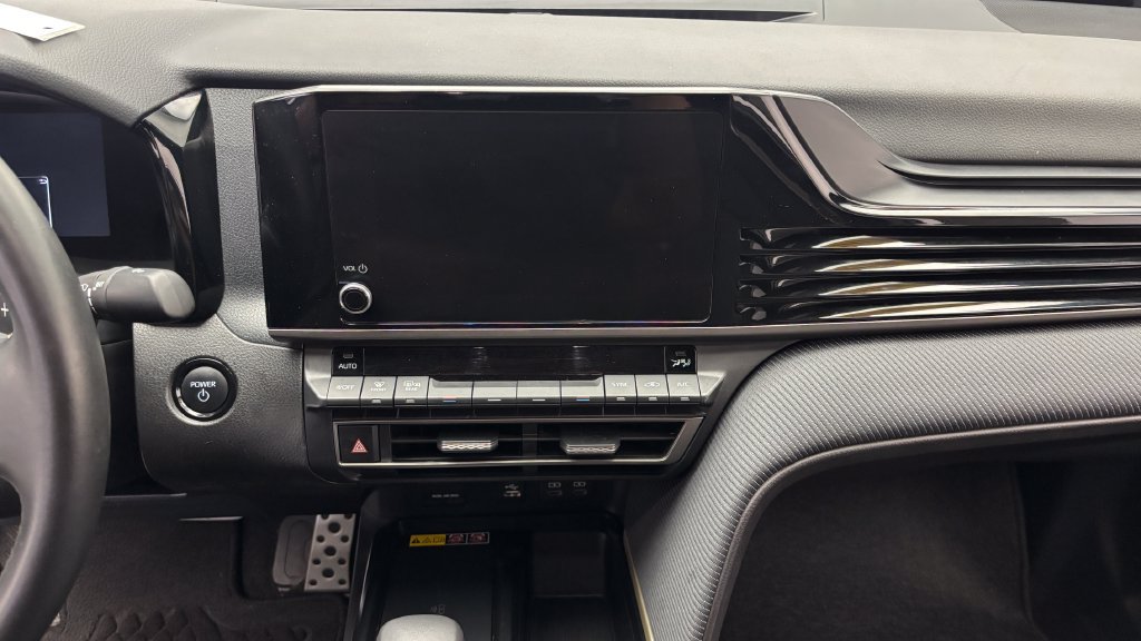 Used 2026 Toyota Camry SE FWD image 20