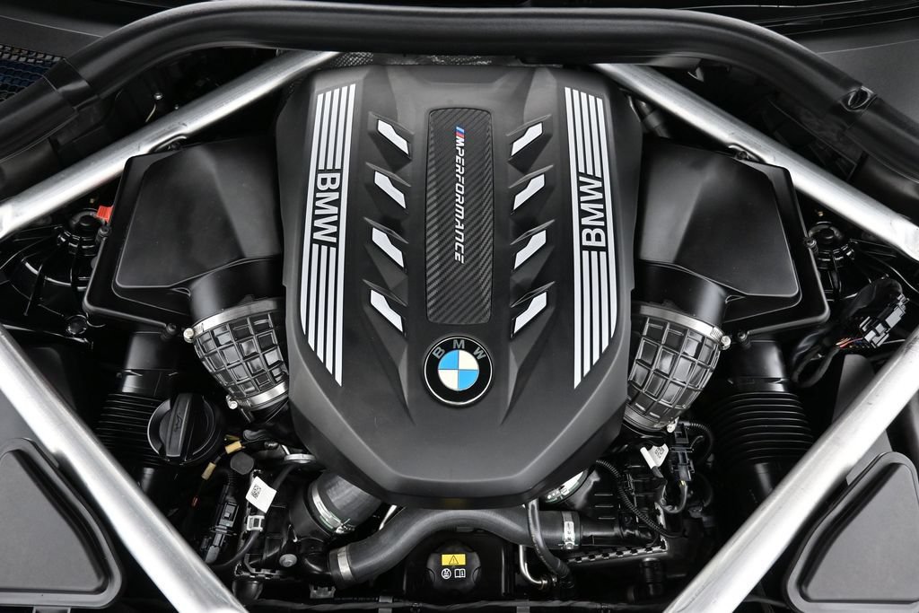 Used 2022 BMW X5 M50i w/ Executive Package AWD/4WD image 29