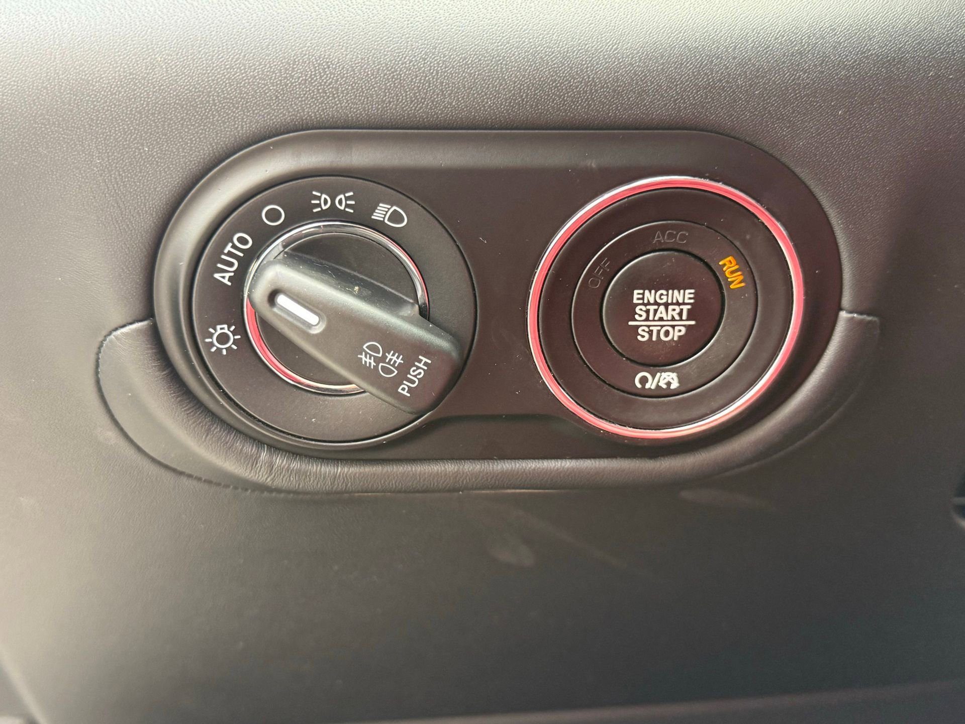 Used 2022 Maserati Levante GT image 39