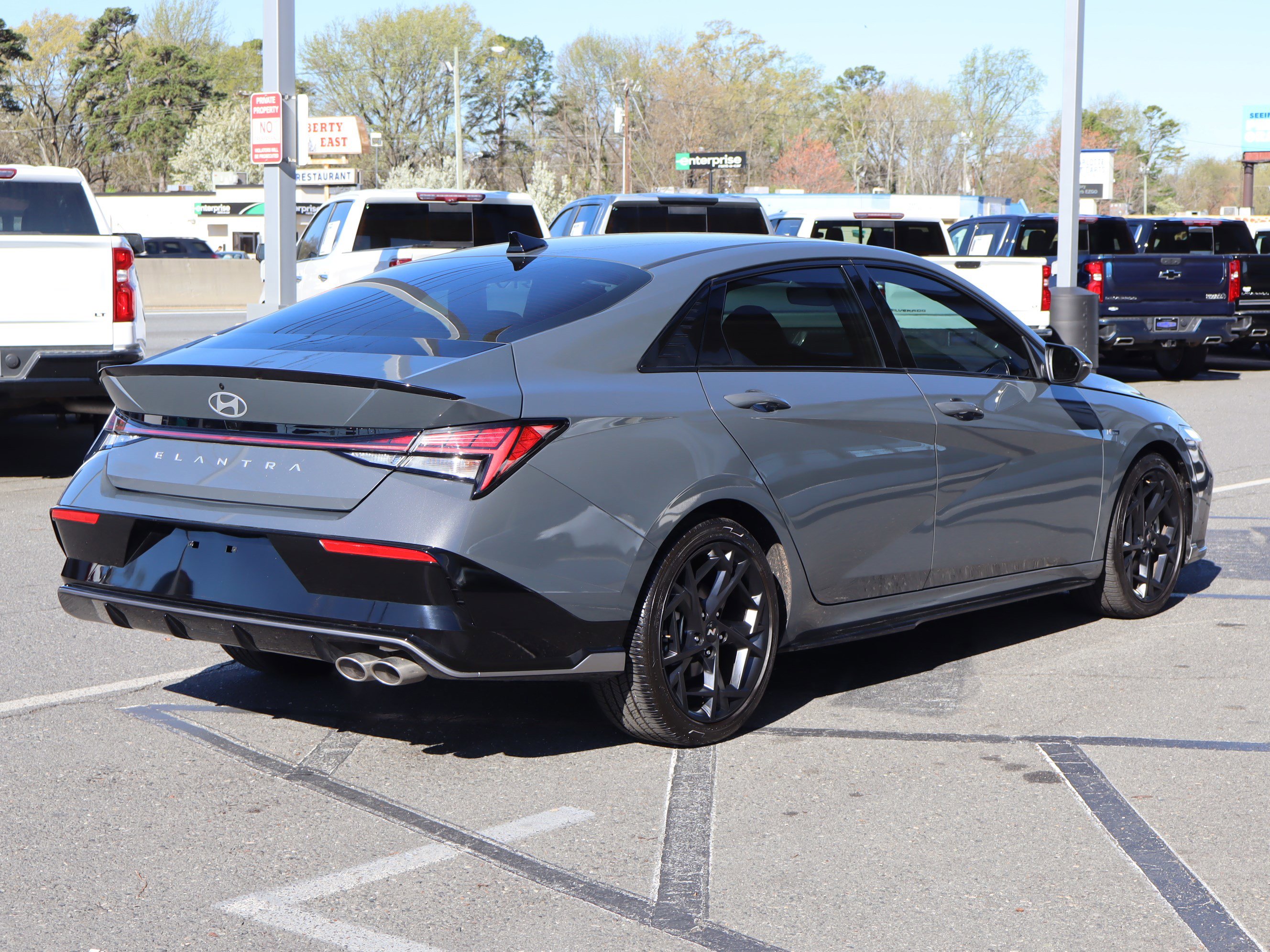 Used 2025 Hyundai Elantra N Line image 10