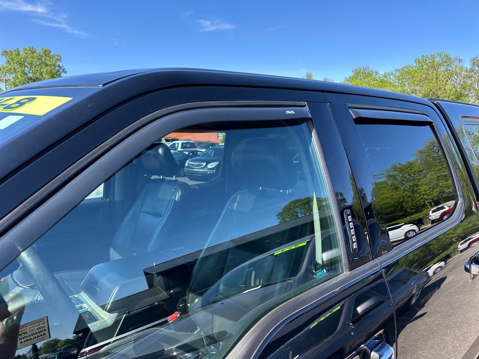 Used 2017 Ford F150 Lariat w/ Equipment Group 502A Luxury AWD/4WD image 16