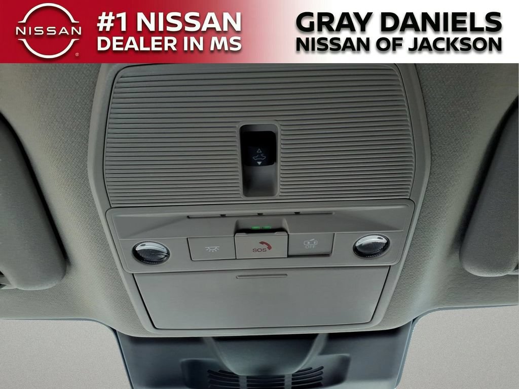 New 2026 Nissan Sentra SR w/ SR Premium Package FWD image 21