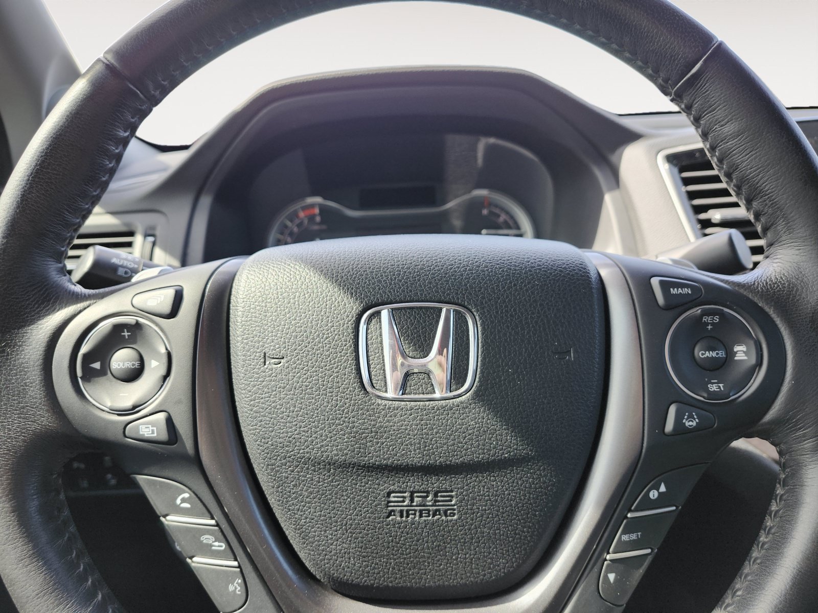 Used 2023 Honda Ridgeline RTL-E image 32
