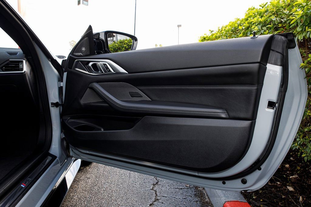 Used 2022 BMW M4 Coupe image 36