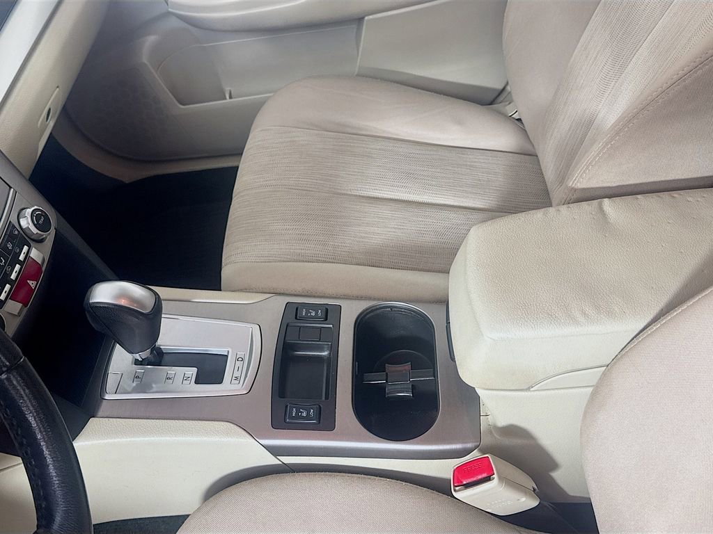 Used 2013 Subaru Outback 2.5i Premium image 14