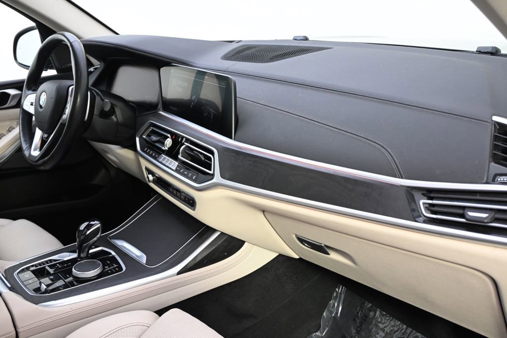 Used 2021 BMW X7 xDrive40i w/ Premium Package image 15