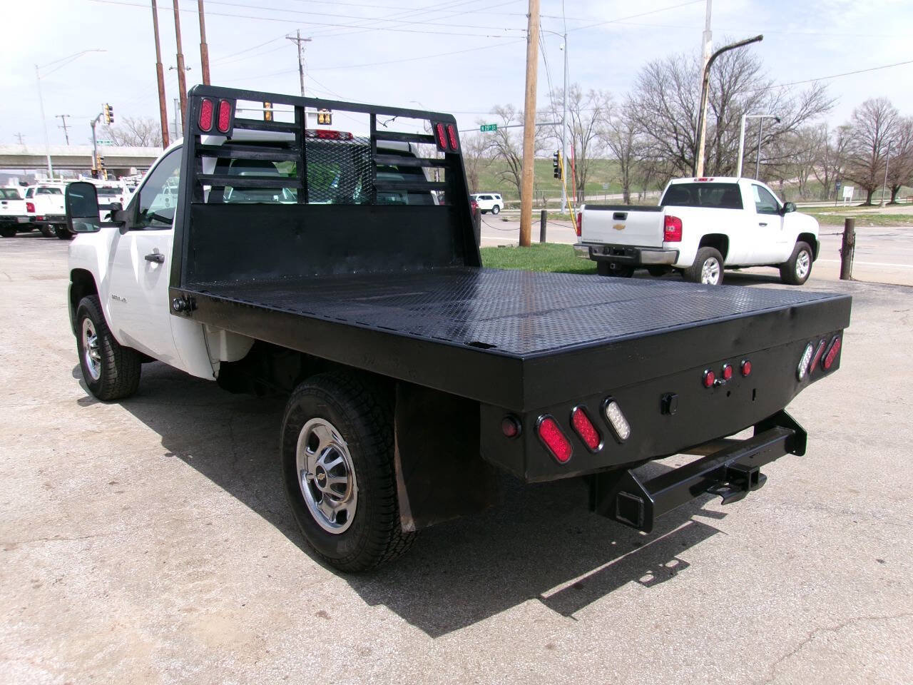 Used 2012 Chevrolet Silverado 2500 W/T w/ Snow Plow Prep Package AWD/4WD image 2