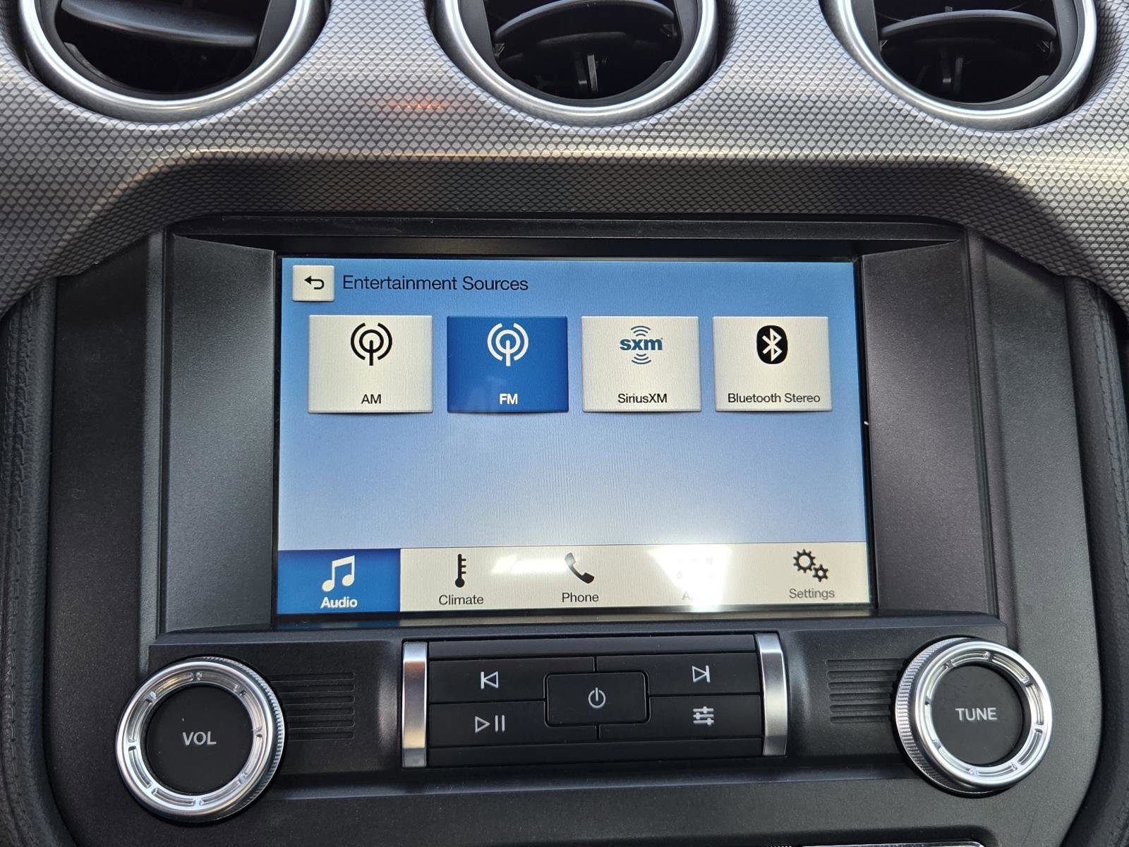 Used 2019 Ford Mustang EcoBoost Fastback RWD w/ Equipment Group 101A image 9