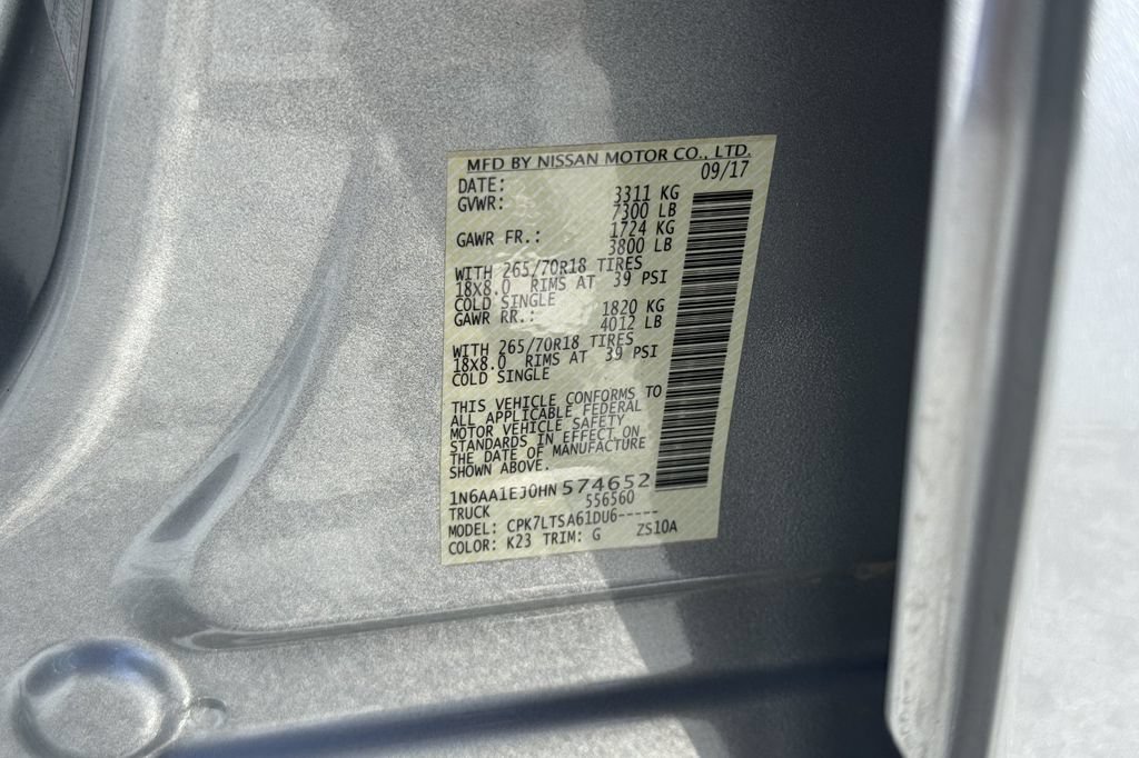 Used 2017 Nissan Titan SV AWD/4WD image 22