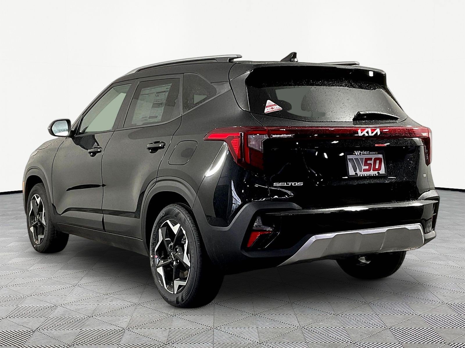 New 2026 Kia Seltos S AWD/4WD image 4