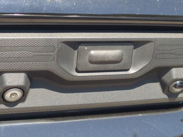 Used 2020 Chevrolet Silverado 3500 LTZ w/ LTZ Premium Package image 15