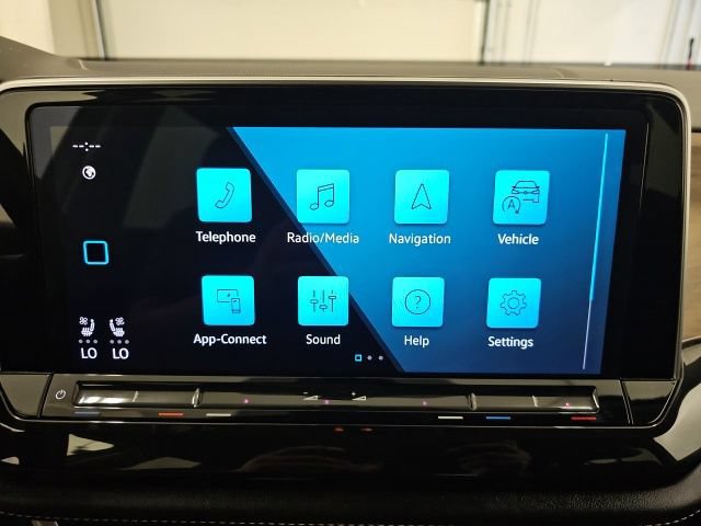 Used 2025 Volkswagen Atlas SE AWD/4WD image 24
