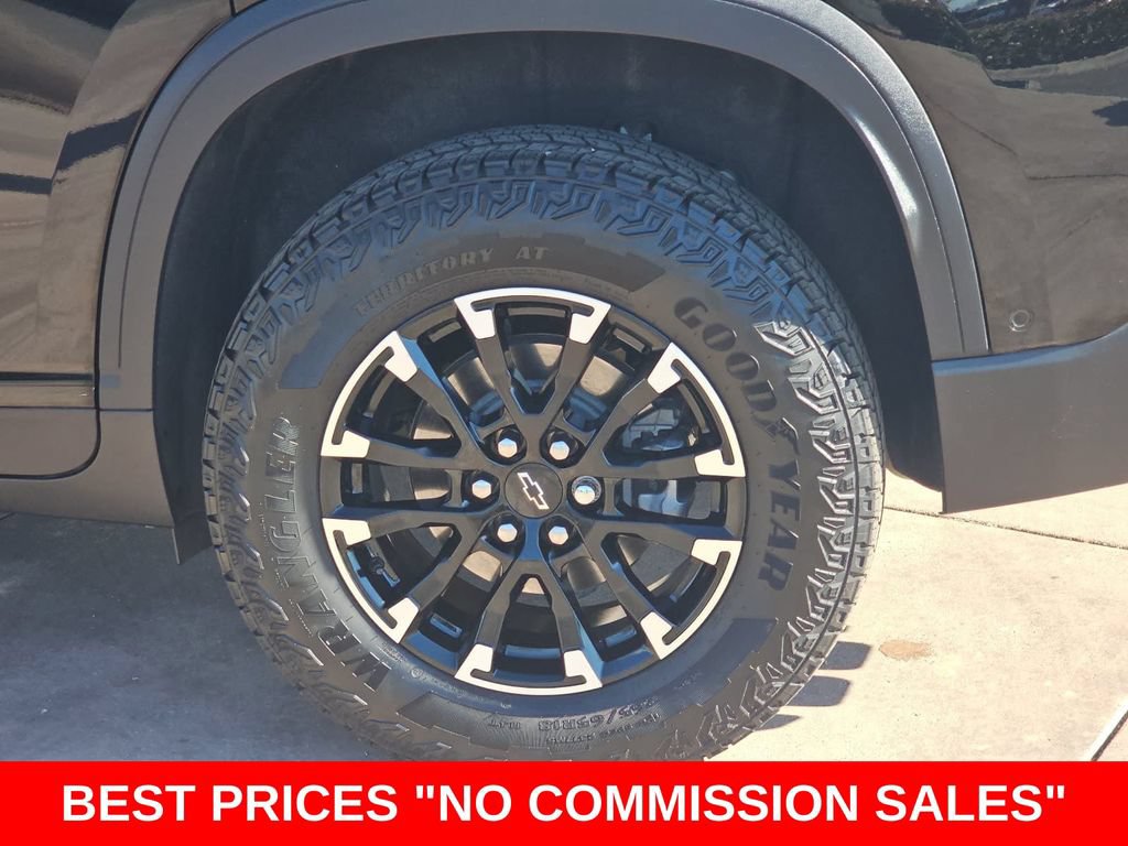Used 2024 Chevrolet Traverse Z71 w/ Enhanced Driving Package AWD/4WD image 42
