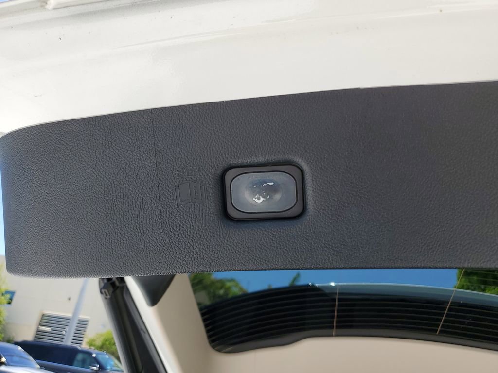 Used 2023 Lincoln Nautilus FWD w/ Premium Package image 7