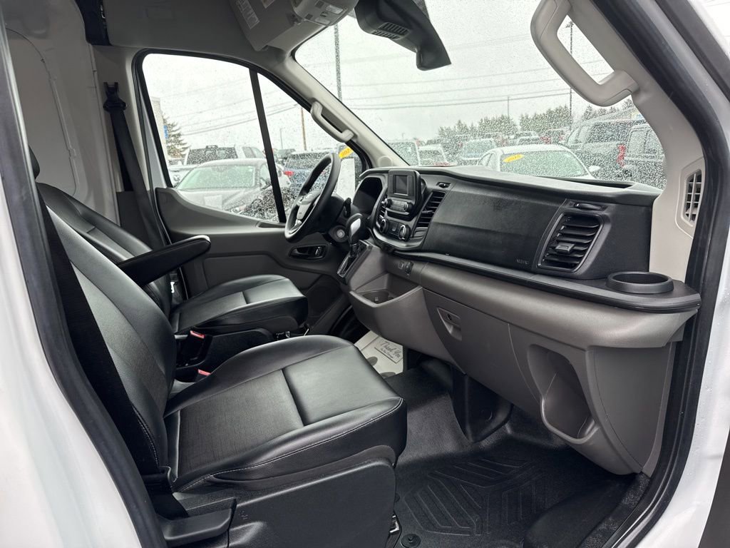 Used 2025 Ford Transit 250 148 High Roof Extended AWD image 19