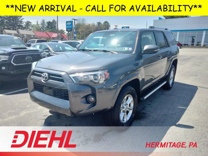 Used 2023 Toyota 4Runner SR5 Premium w/ Moonroof Package AWD/4WD image 1