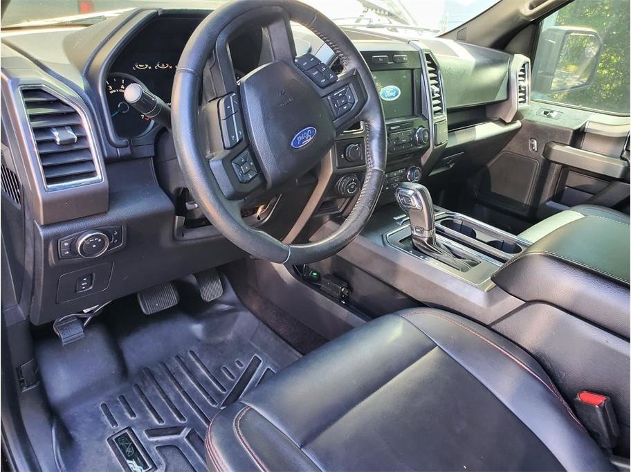 Used 2017 Ford F150 XLT w/ Equipment Group 302A Luxury RWD image 28