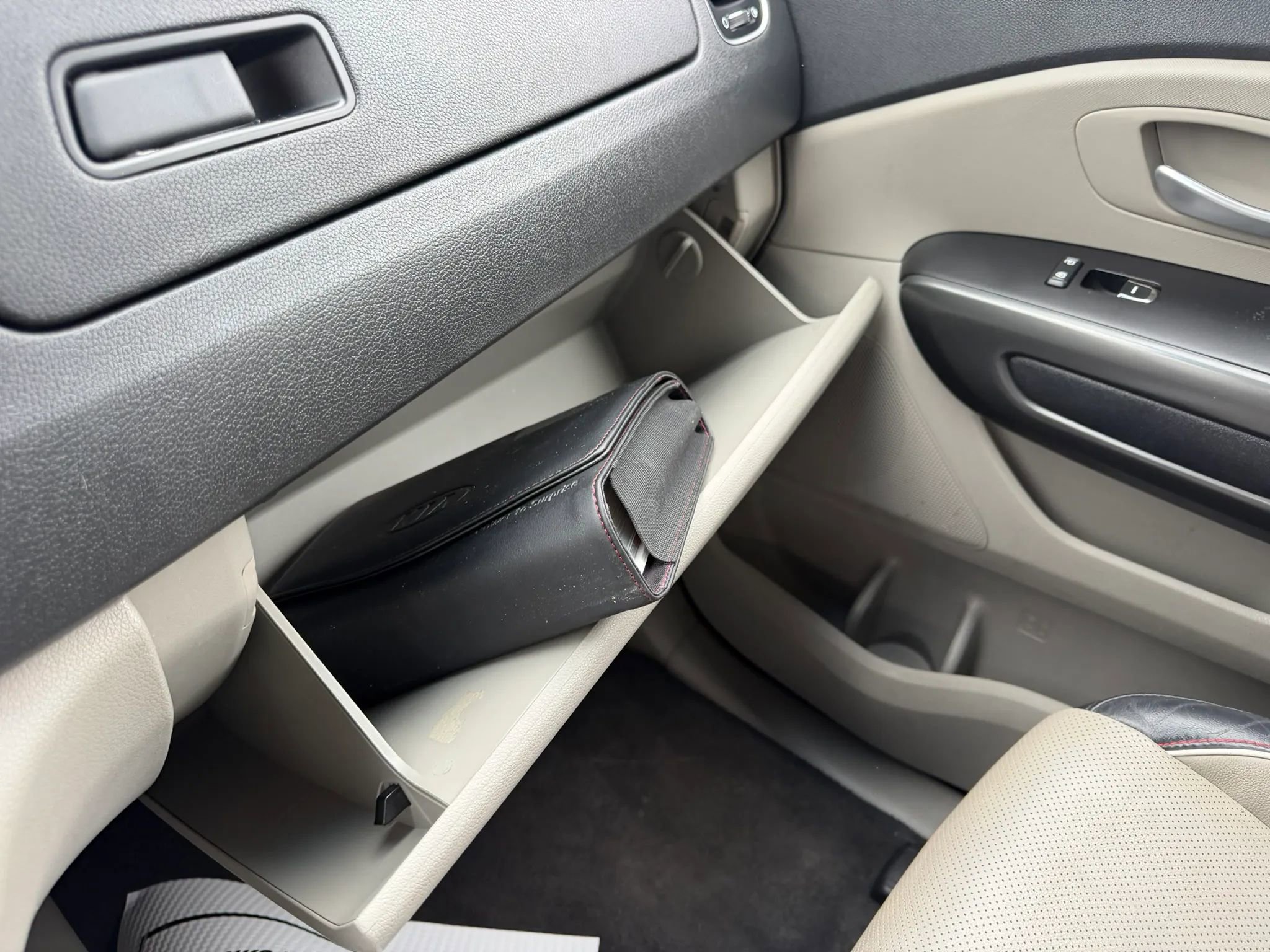 Used 2019 Kia Sedona EX image 21
