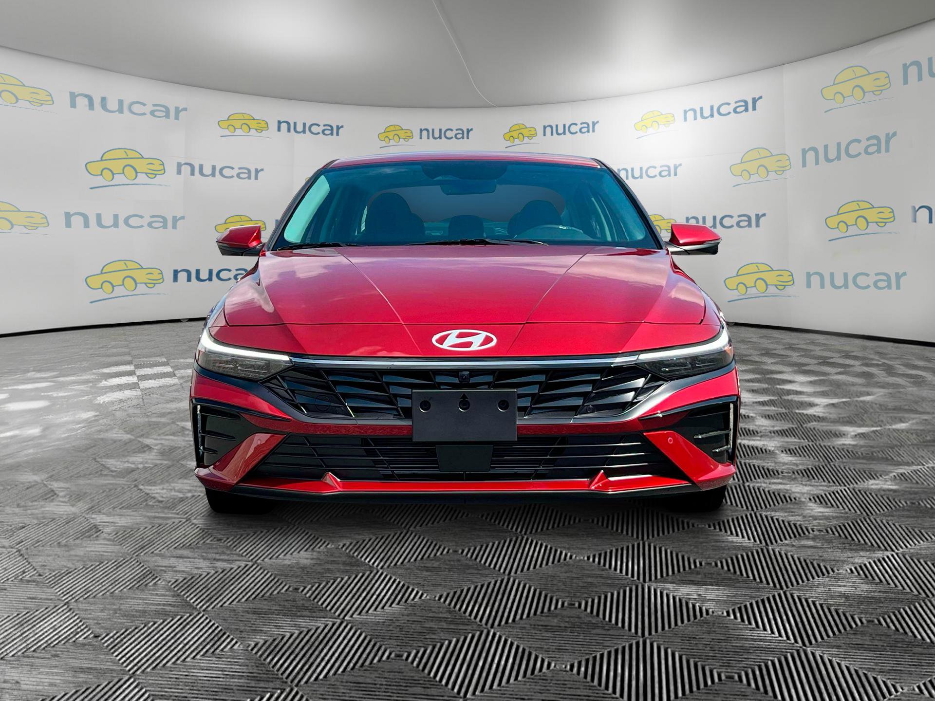 Used 2025 Hyundai Elantra Limited image 12