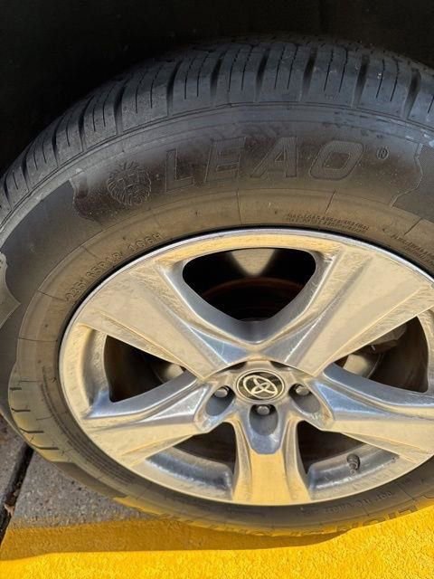 Used 2022 Toyota Highlander LE image 7