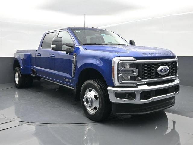 Used 2026 Ford F350 Lariat w/ Lariat Ultimate Package AWD/4WD video 1