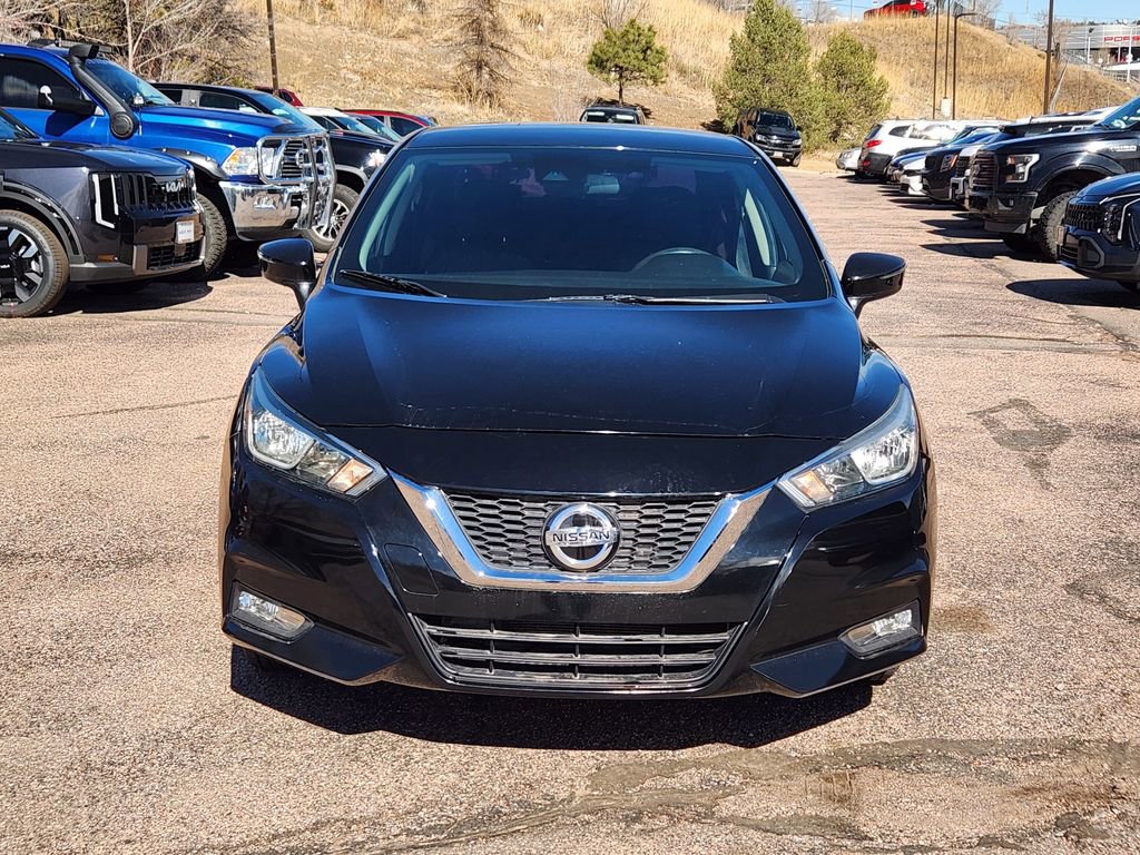 Used 2021 Nissan Versa SV image 2