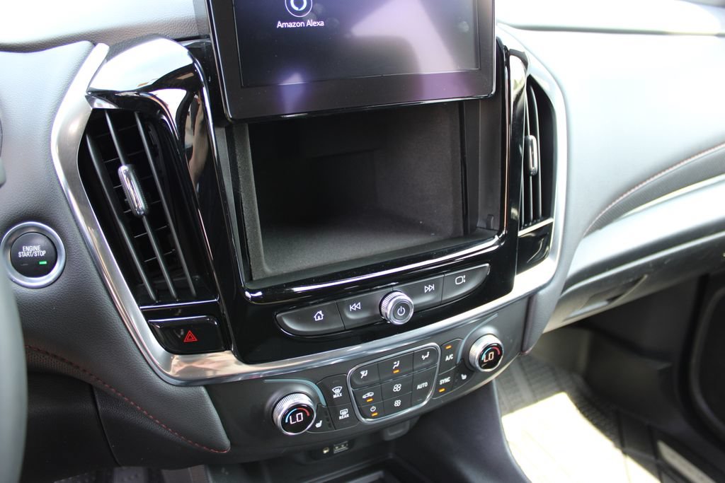 Certified 2023 Chevrolet Traverse RS w/ LPO, Floor Liner Package AWD/4WD image 25