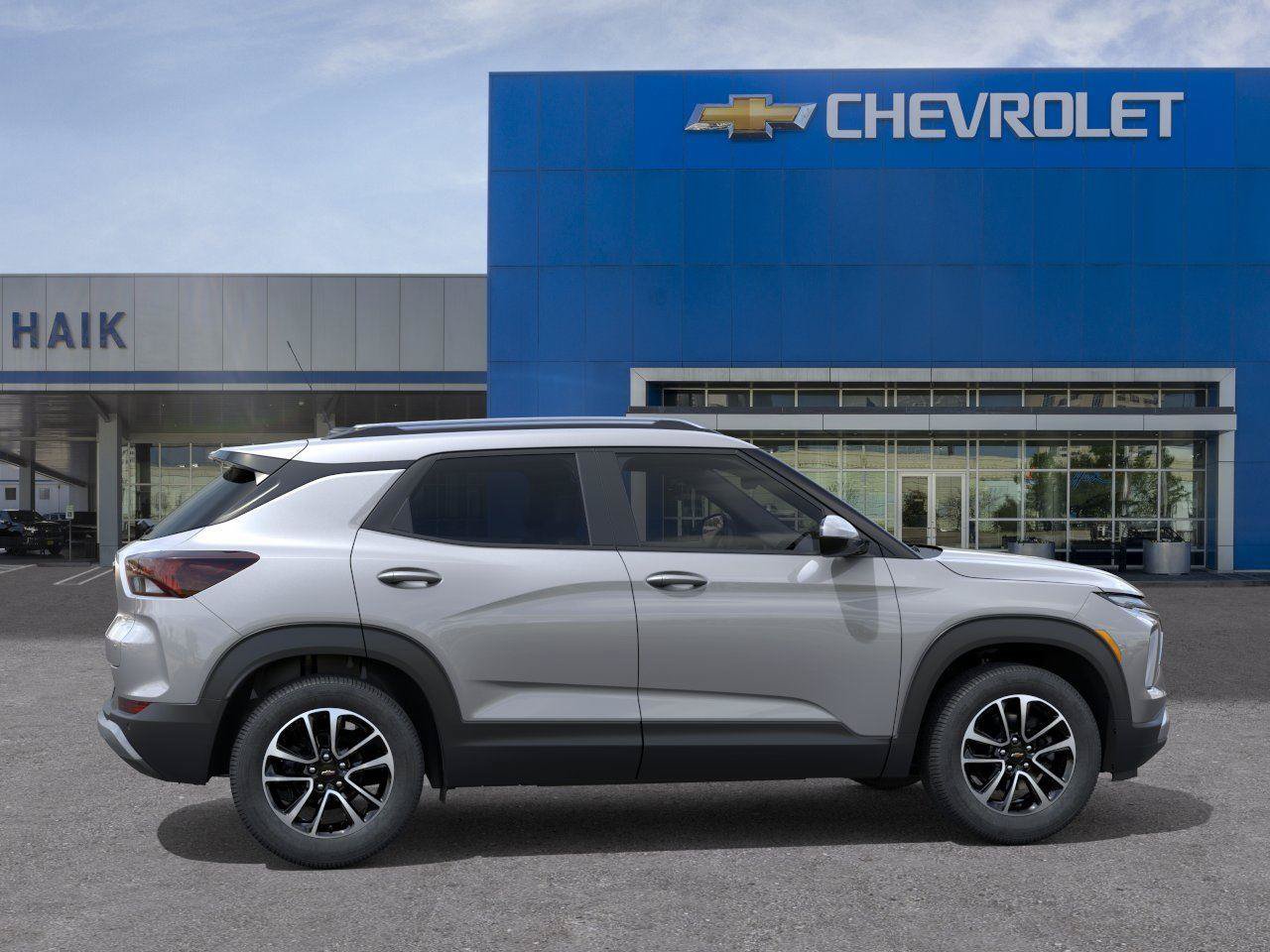 New 2026 Chevrolet TrailBlazer LT w/ Convenience Package FWD image 5
