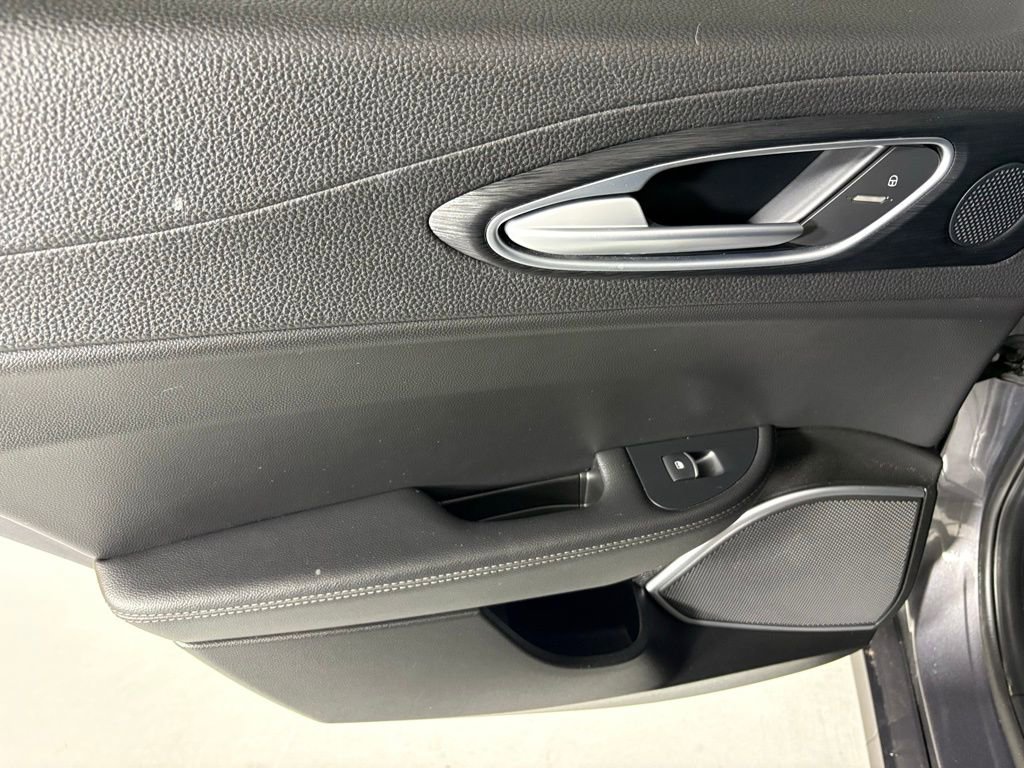 Used 2019 Alfa Romeo Giulia image 36