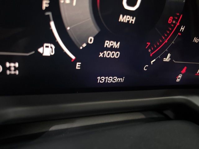 Used 2024 GMC Acadia AT4 w/ Luxury Package AWD/4WD image 21