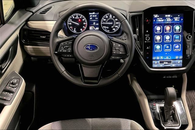 Used 2025 Subaru Forester Premium image 5