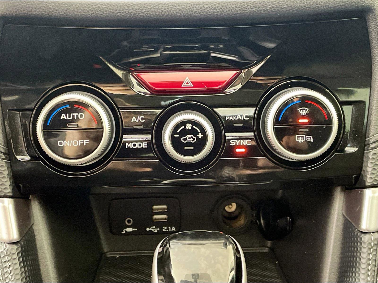 Used 2021 Subaru Forester Limited w/ Popular Package #3 image 9