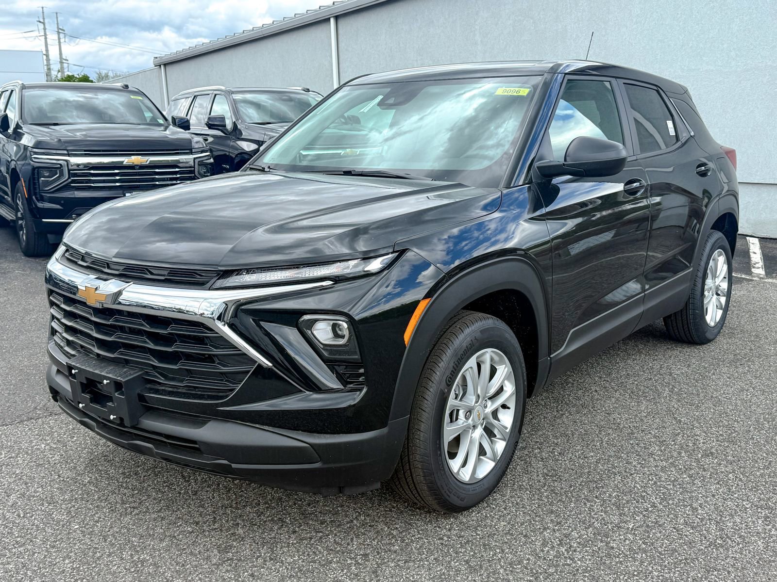 New 2026 Chevrolet TrailBlazer LS w/ LS Convenience Package AWD/4WD image 3