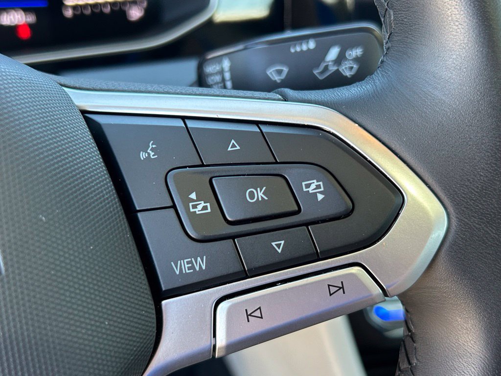 Certified 2026 Volkswagen Jetta SE FWD image 21