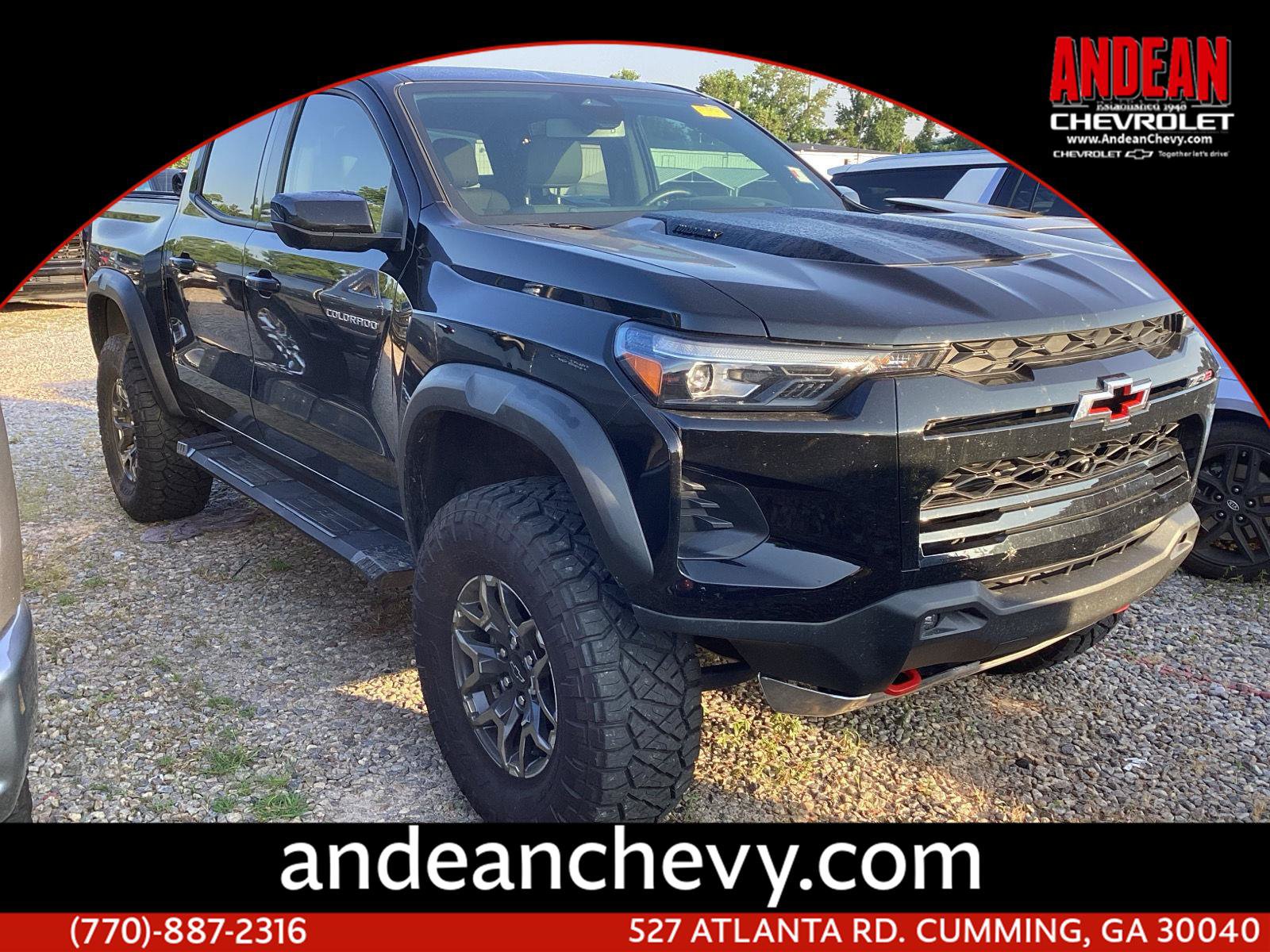 Used 2025 Chevrolet Colorado ZR2 w/ Technology Package AWD/4WD video 1