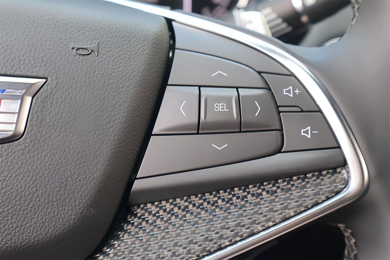 New 2025 Cadillac XT5 Sportv image 23