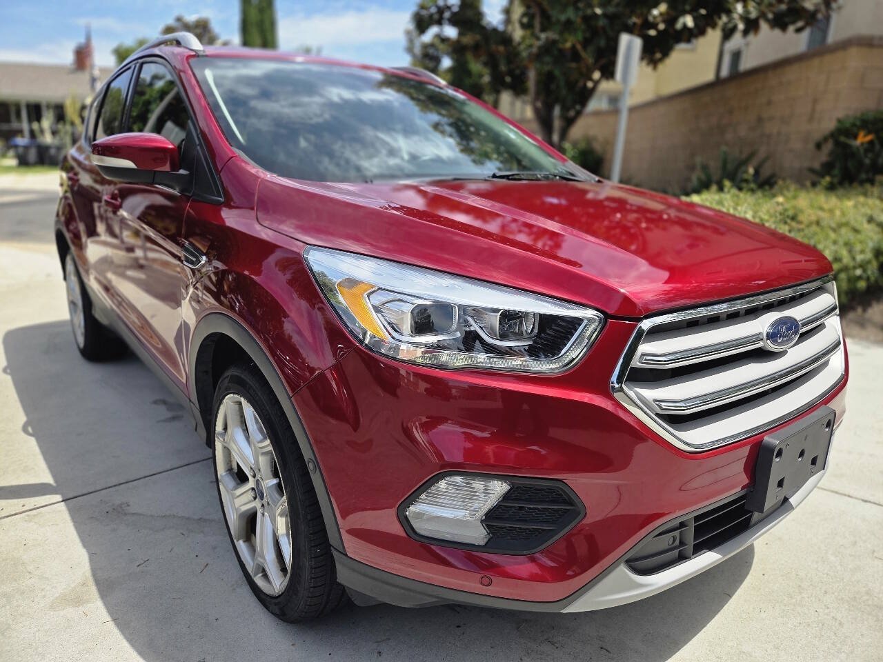 Used 2017 Ford Escape Titanium w/ Equipment Group 301A AWD/4WD image 7