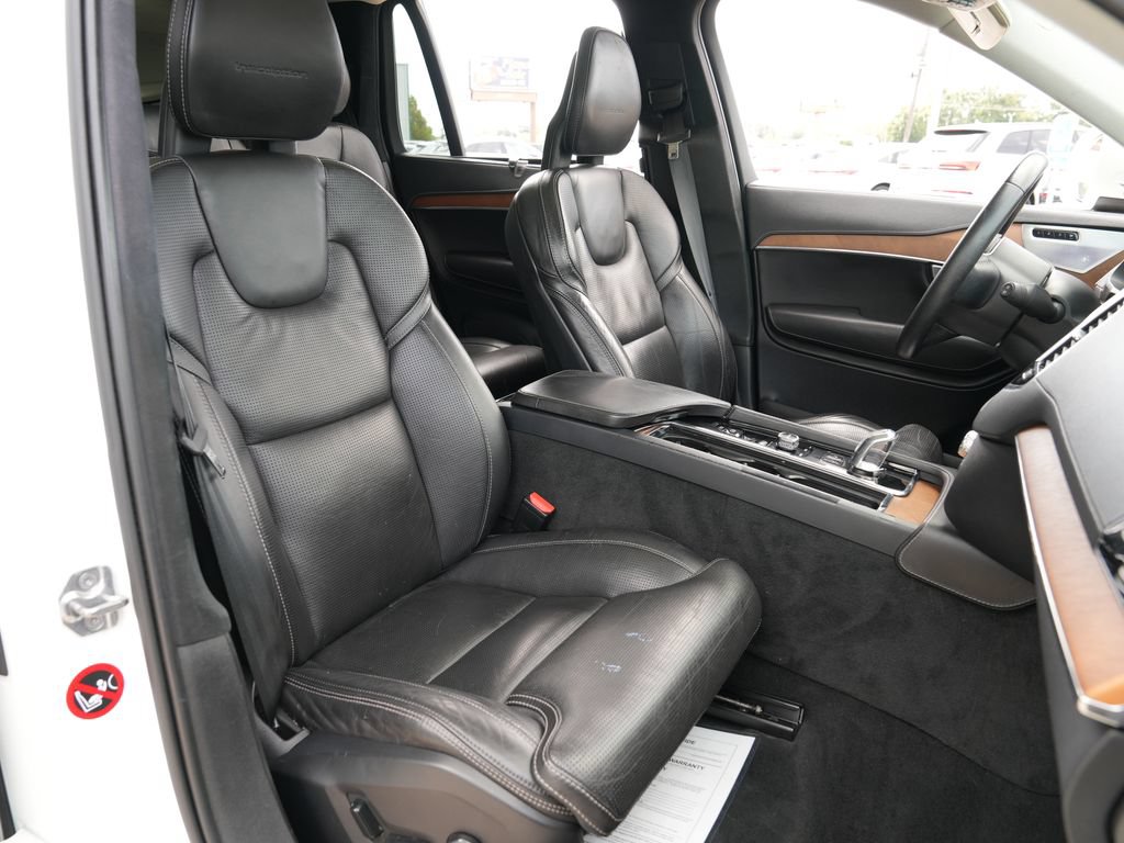 Used 2017 Volvo XC90 T8 Inscription w/ Luxury Package AWD/4WD image 16