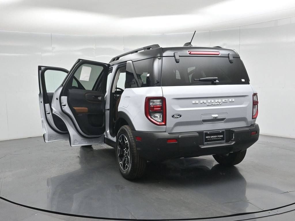 New 2026 Ford Bronco Sport Outer Banks AWD/4WD image 19