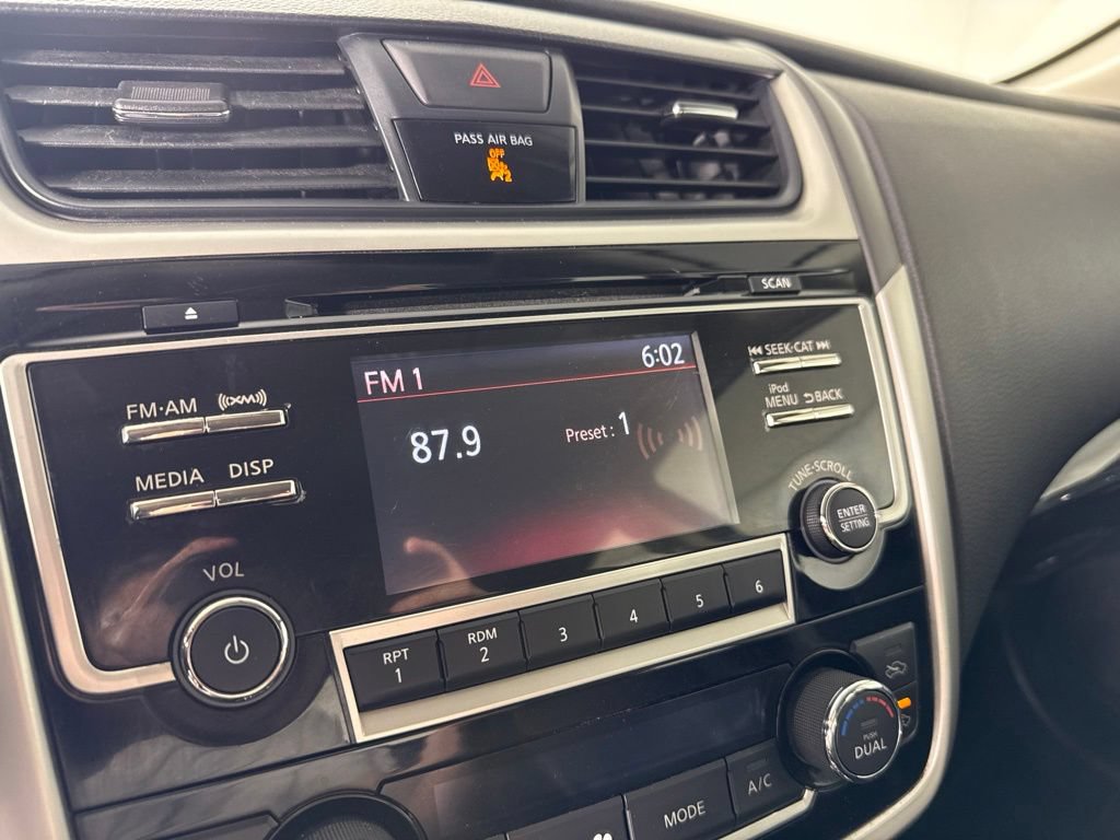 Used 2018 Nissan Altima 2.5 SL FWD image 17
