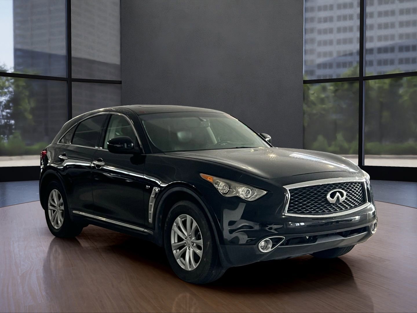 Used 2017 INFINITI QX70 2WD image 3