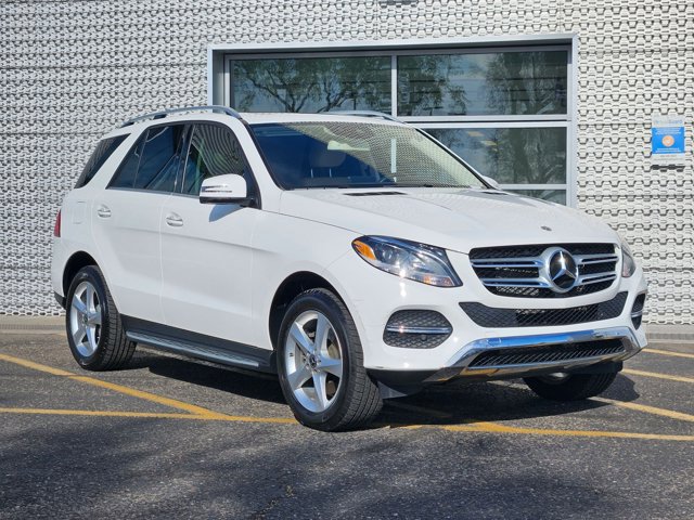Used 2019 Mercedes-Benz GLE 400 4MATIC image 3