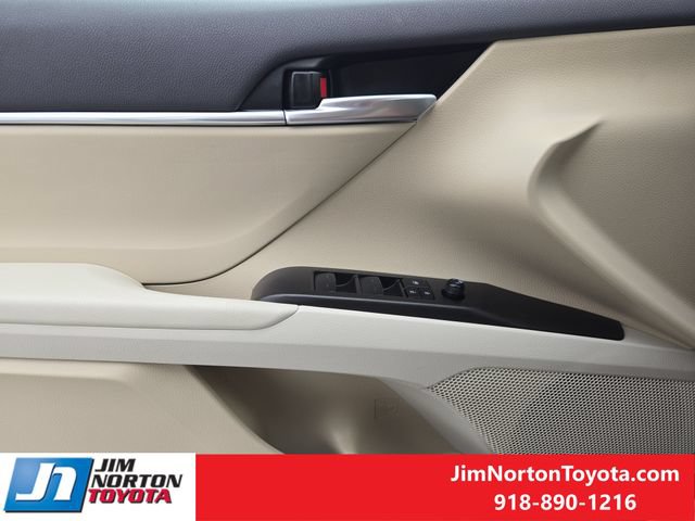 Used 2024 Toyota Camry LE w/ Convenience Package FWD image 25