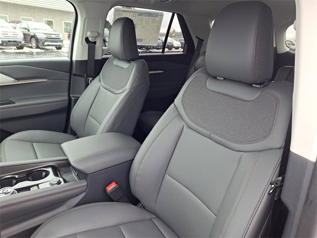 New 2026 Ford Explorer Active w/ Active Comfort Package image 32